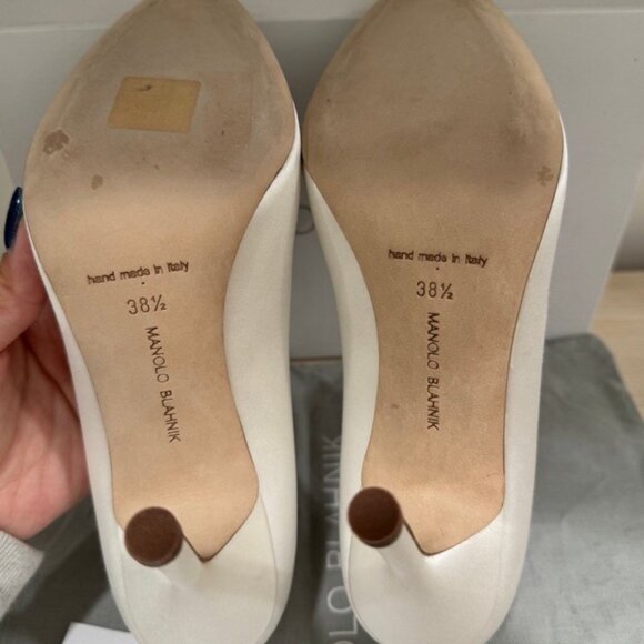 Manolo blahnik White Satin Jewel Buckle Pumps White Satin Jewel Buckle Pump - Picture 6 of 8